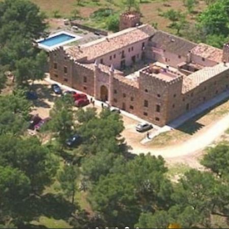 סגורבה Castillo Con Piscina En Plena Sierra Calderona מראה חיצוני תמונה