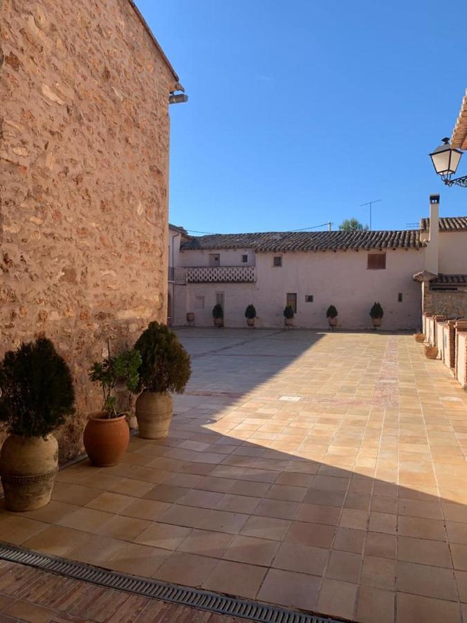 סגורבה Castillo Con Piscina En Plena Sierra Calderona מראה חיצוני תמונה