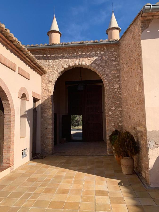 סגורבה Castillo Con Piscina En Plena Sierra Calderona מראה חיצוני תמונה