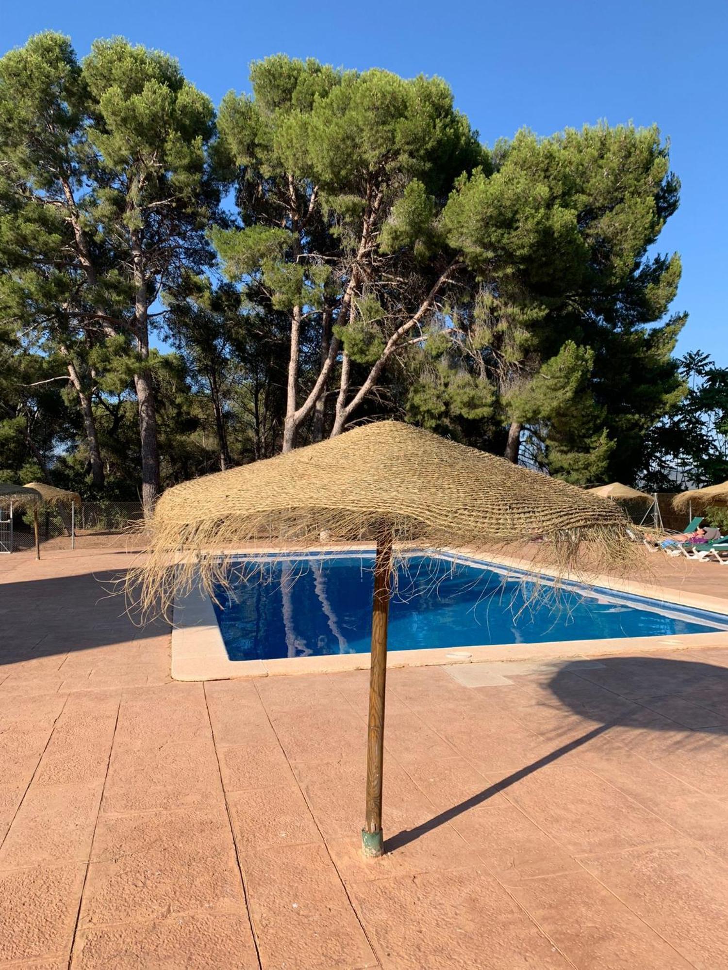 סגורבה Castillo Con Piscina En Plena Sierra Calderona מראה חיצוני תמונה
