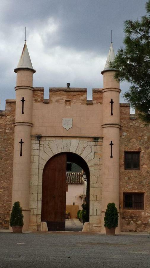סגורבה Castillo Con Piscina En Plena Sierra Calderona מראה חיצוני תמונה